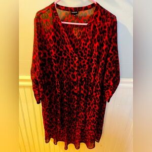 Torrid Red Leopard Print Women's plus. high low button top shirt blouse size 2
